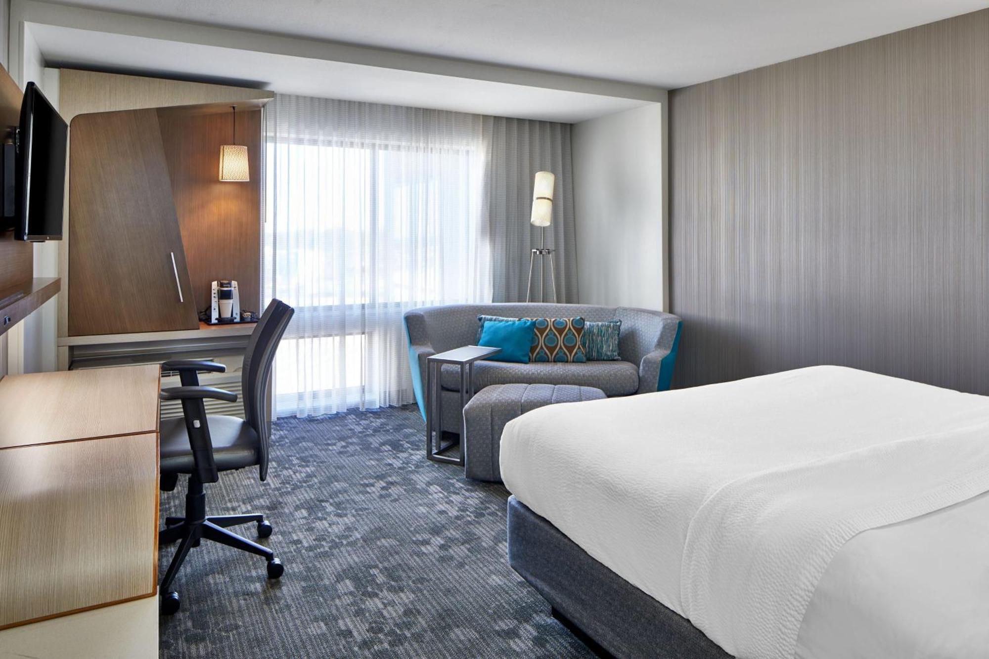 Courtyard By Marriott Atlanta Lithia Springs Hotel Exterior photo